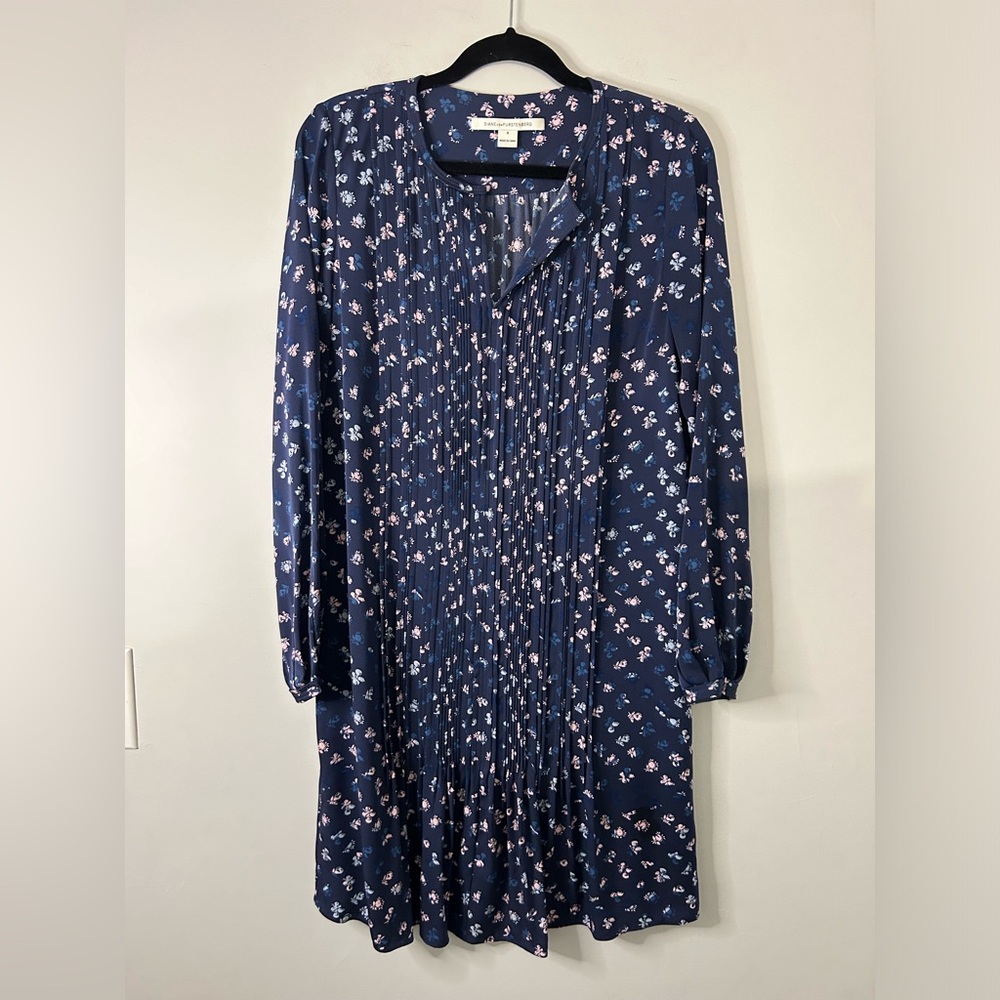 Diane Von Furstenberg Navy Blue Meadow Floral Print Silk Mini Dress